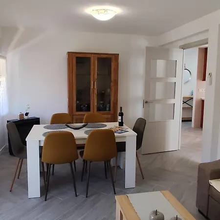 Paradisus Apartment *